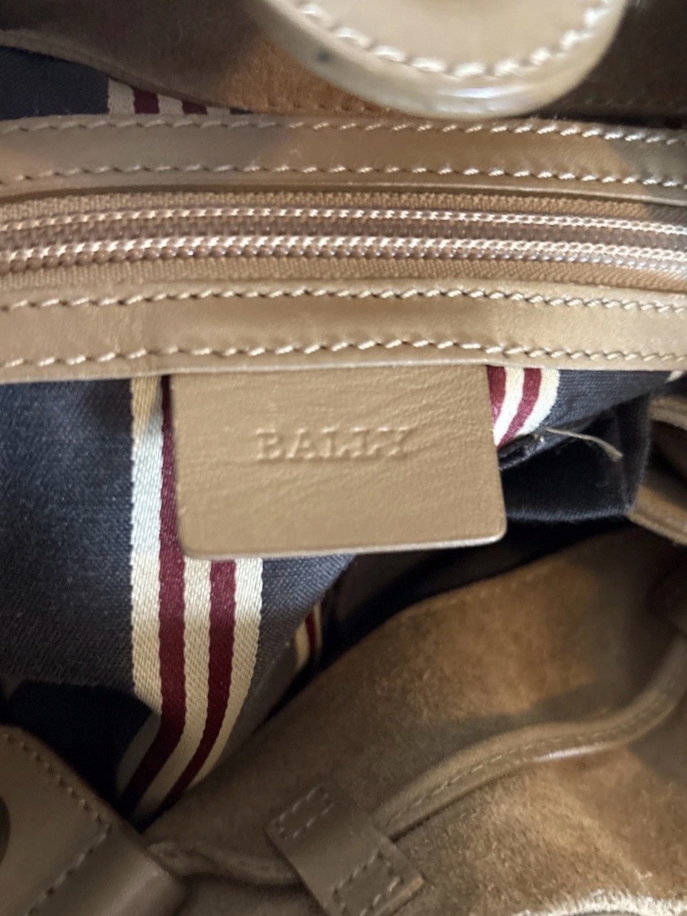 Bally Tan Suede And Leather Hobo Shoulder Bag Vintage Striped Interior - Picture 8 of 15
